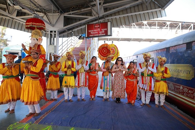 Golden Chariot Glimpses of Karnataka itinerary