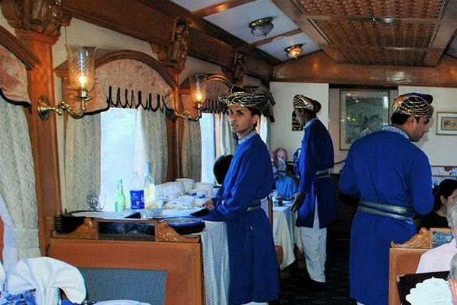How to Book Luxury Train India