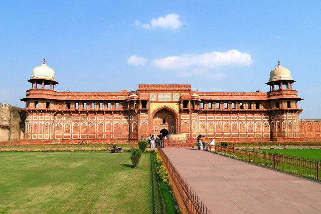 Best Time to Travel on Luxury Trains in India