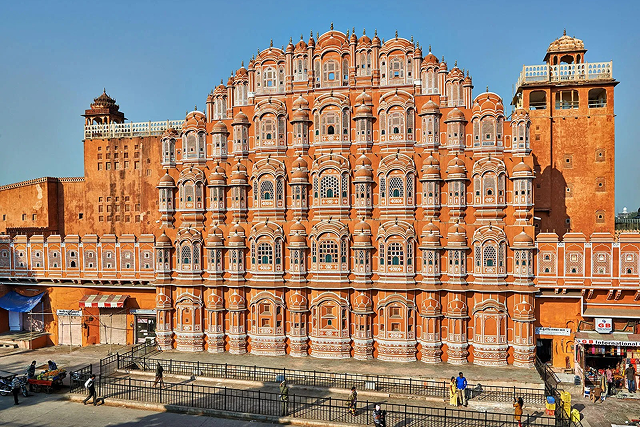 Best Time to Travel on Luxury Trains in India
